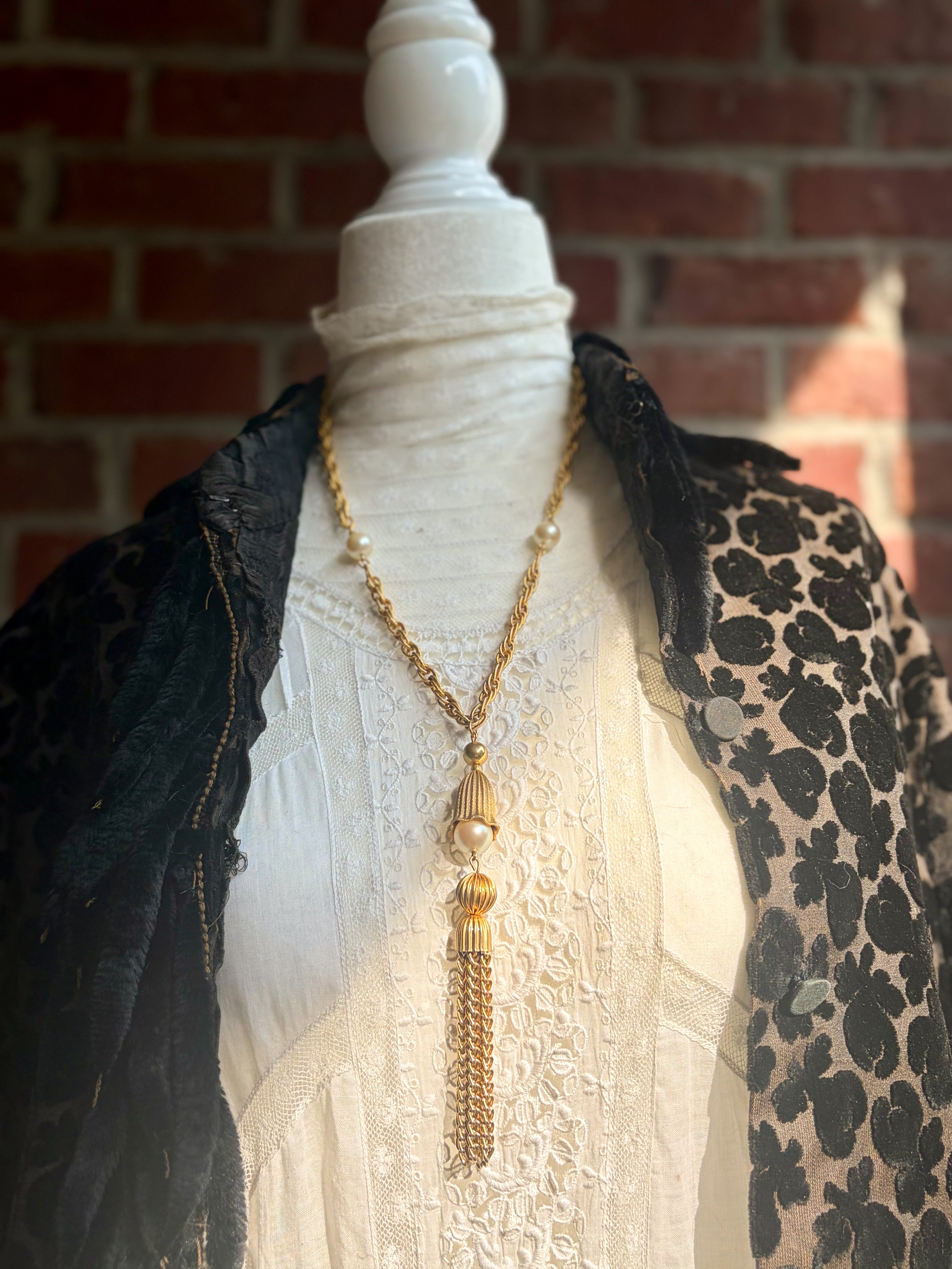 Vintage Gold-Tone Tassel Necklace with Faux Pearl Accents