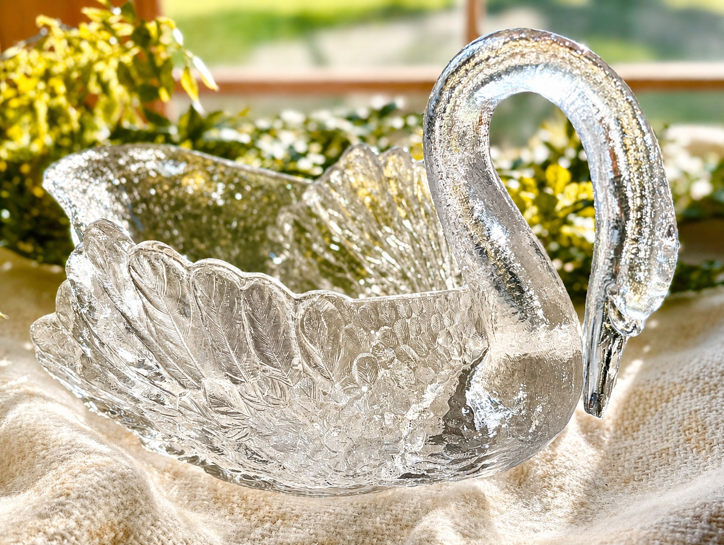 Cambridge Glass Crystal Swan Centerpiece Bowl / Centerpiece
