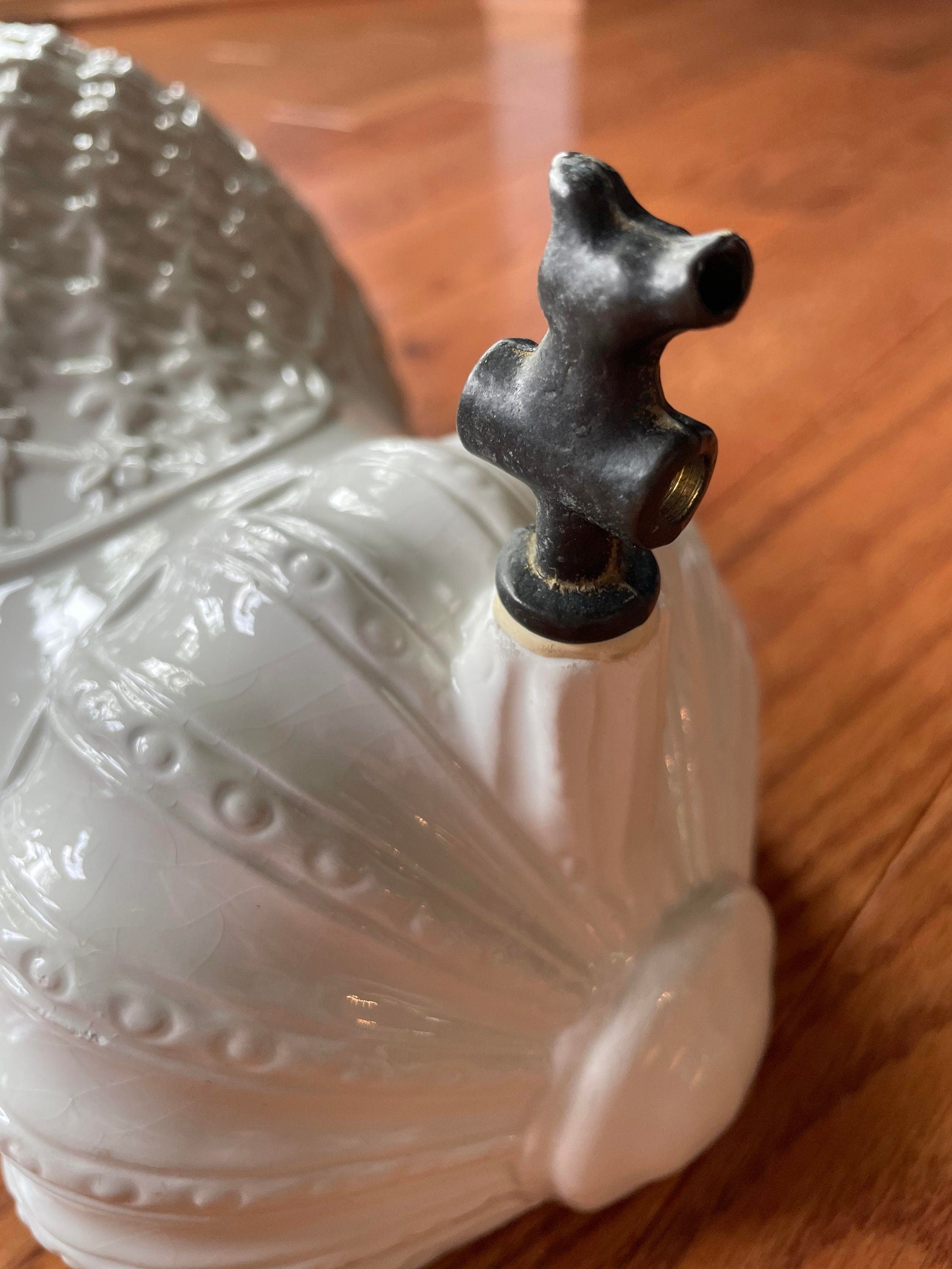 Vintage Italian White Ceramic Lavabo Wall Fountain