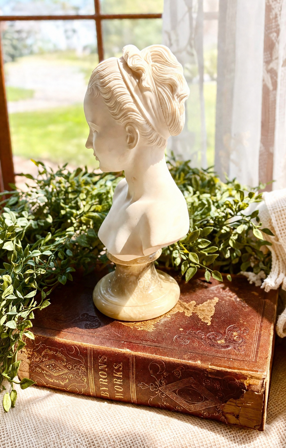 Vintage French Alabaster Bust Sculpture – Signed A. Gianelli
