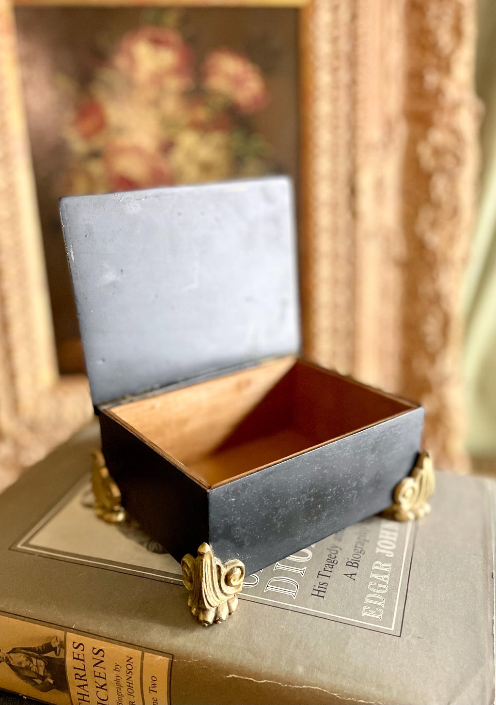 Vintage Ornate Jewelry Box