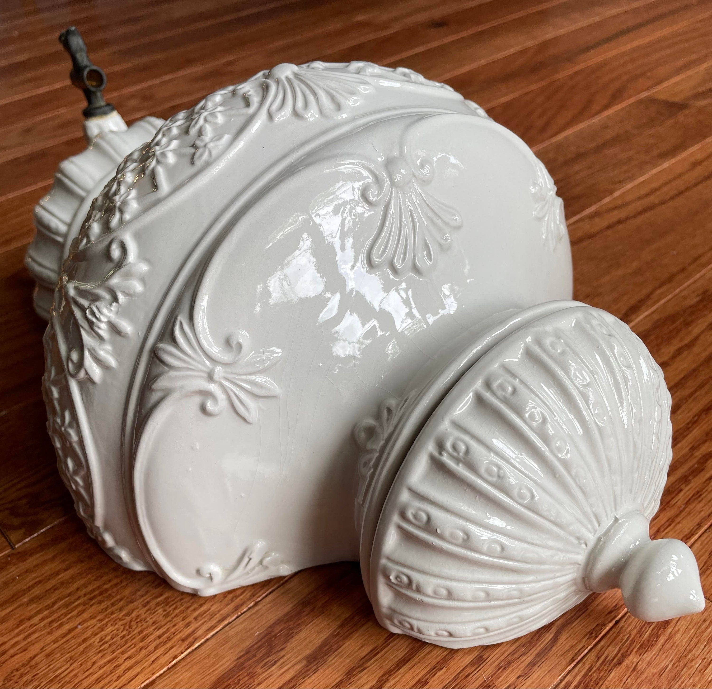 Vintage Italian White Ceramic Lavabo Wall Fountain