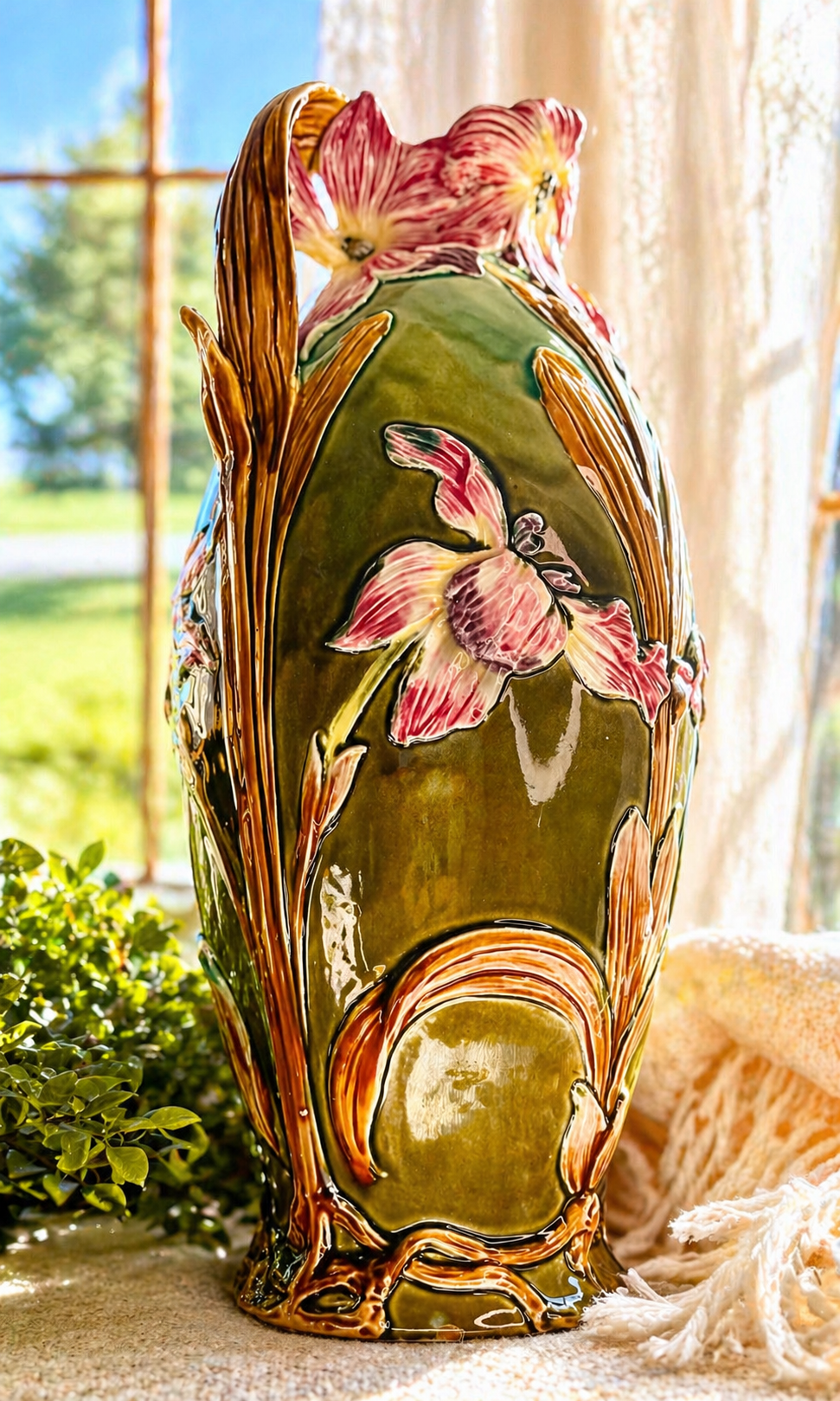 Antique French Majolica Vase Attributed to Faïencerie d’Onnaing Model 3997