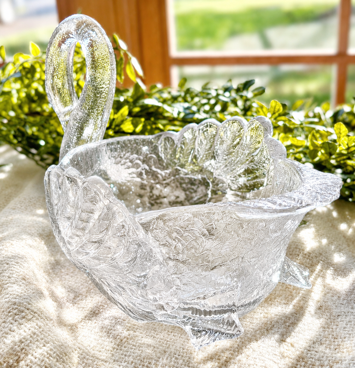 Cambridge Glass Crystal Swan Centerpiece Bowl / Centerpiece