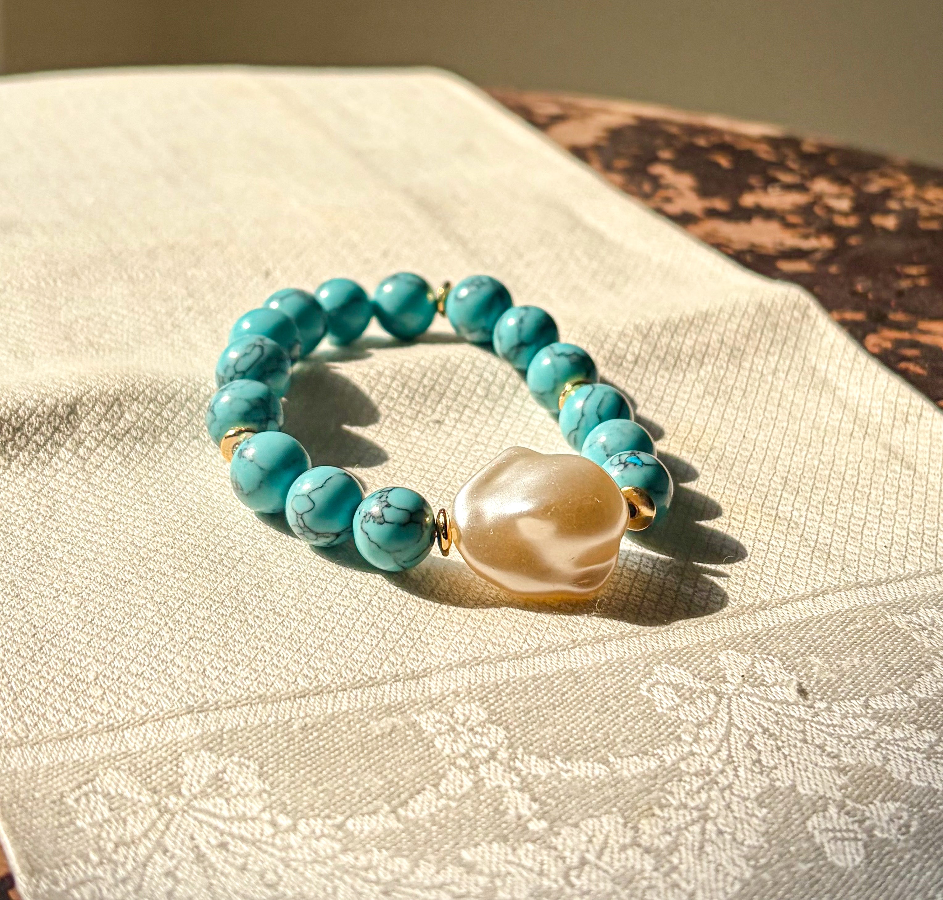 Vintage Howlite & Faux Baroque Pearl Stretch Bracelet