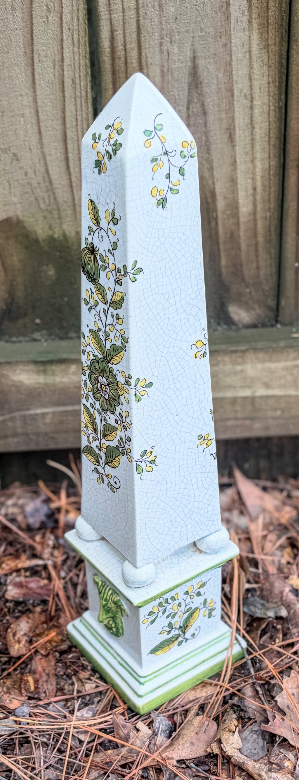 Vintage Italian Ceramic Obelisk – Hand-Painted Ram’s Head & Floral Motif