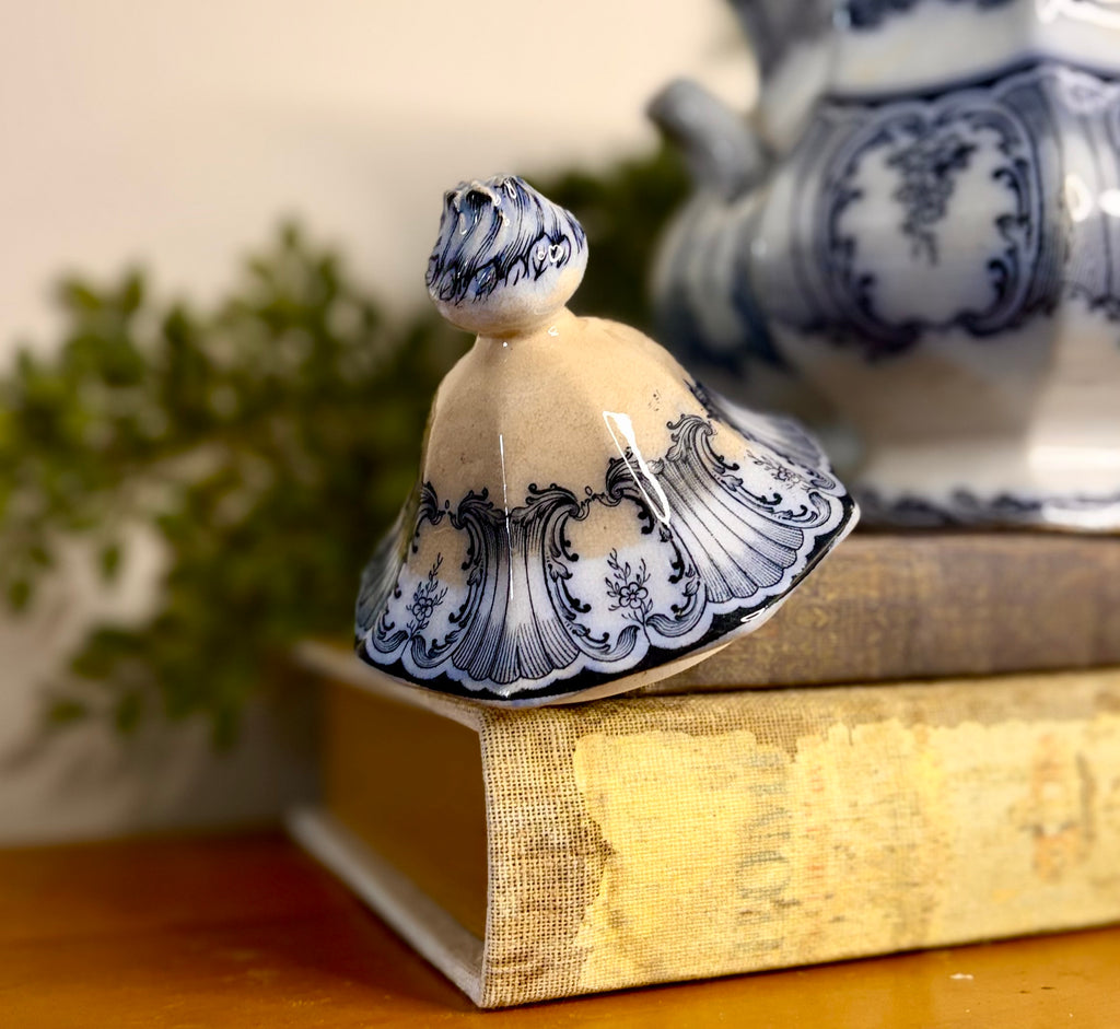 Antique English Blue & White Transferware Lidded Tureen
