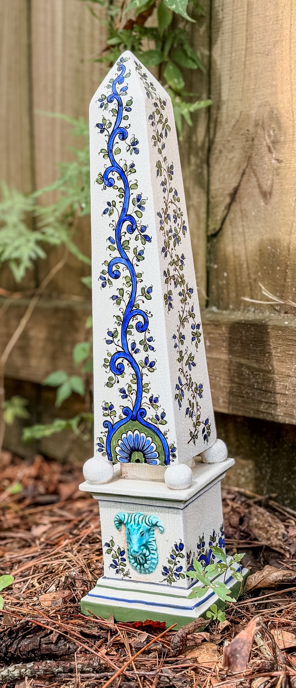 Vintage Italian Ceramic Obelisk – Hand-Painted Ram’s Head & Floral Motif