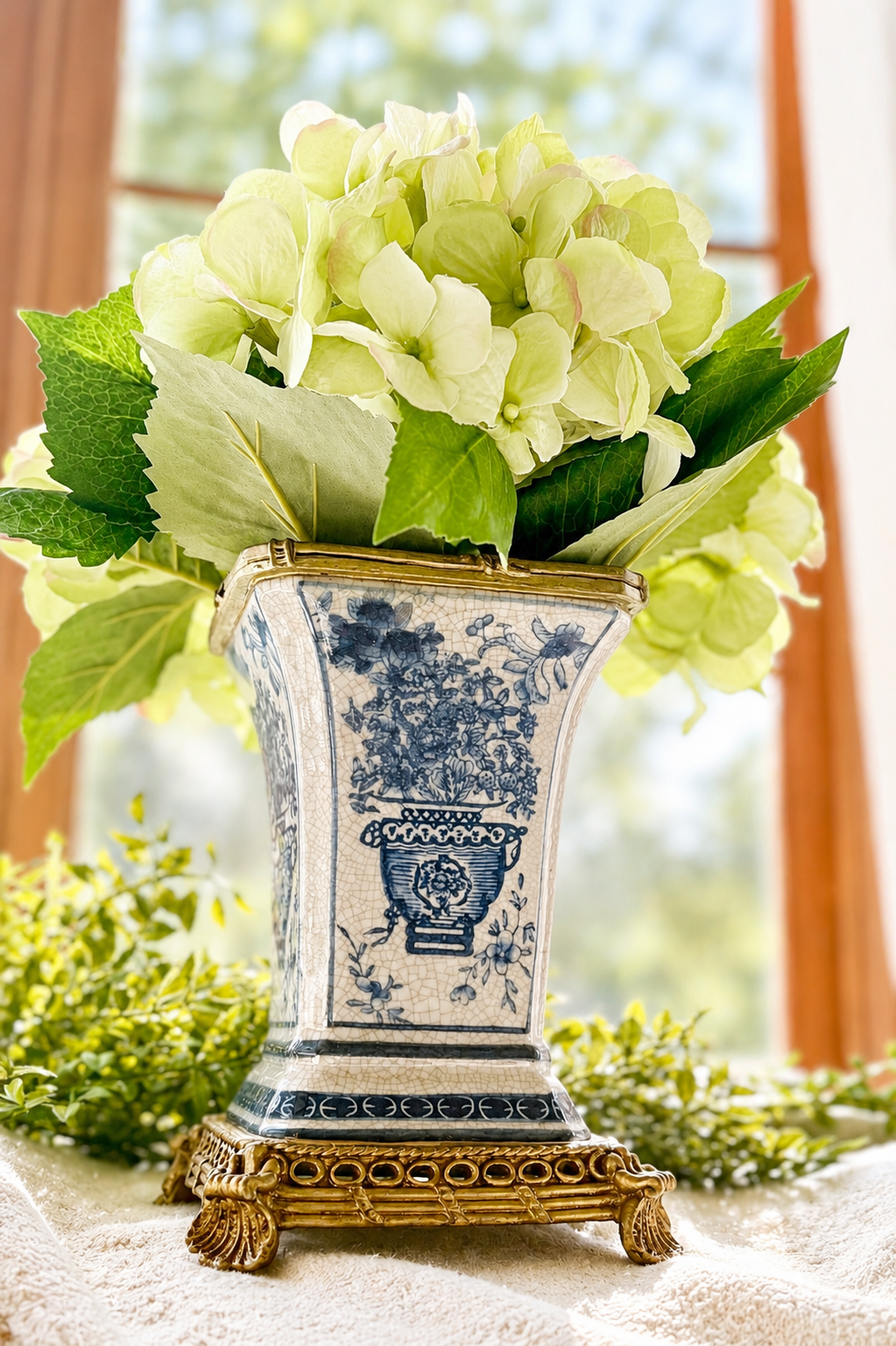 Vintage Chinoiserie Crackle Glaze Cachepot Vase