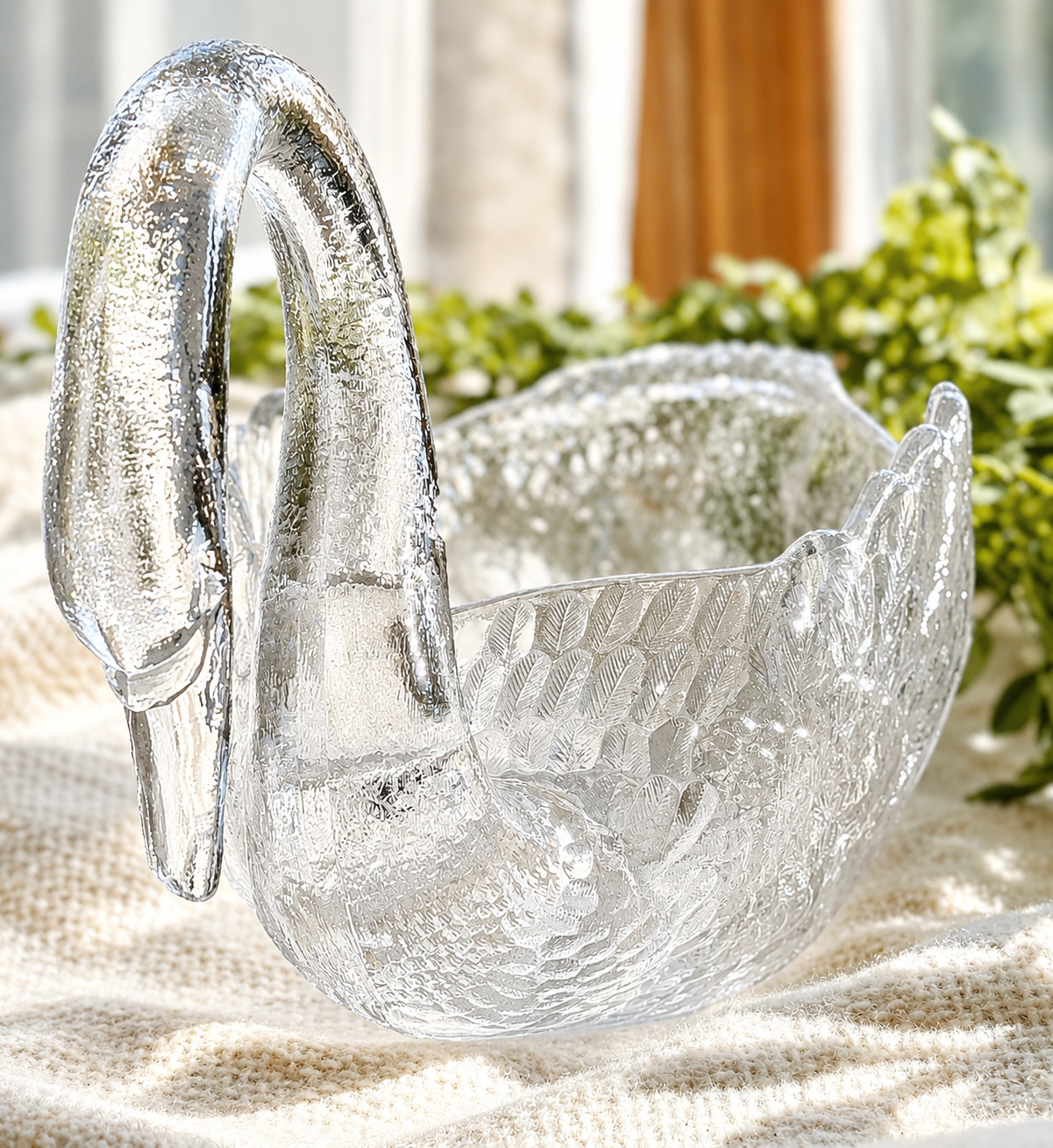 Cambridge Glass Crystal Swan Centerpiece Bowl / Centerpiece