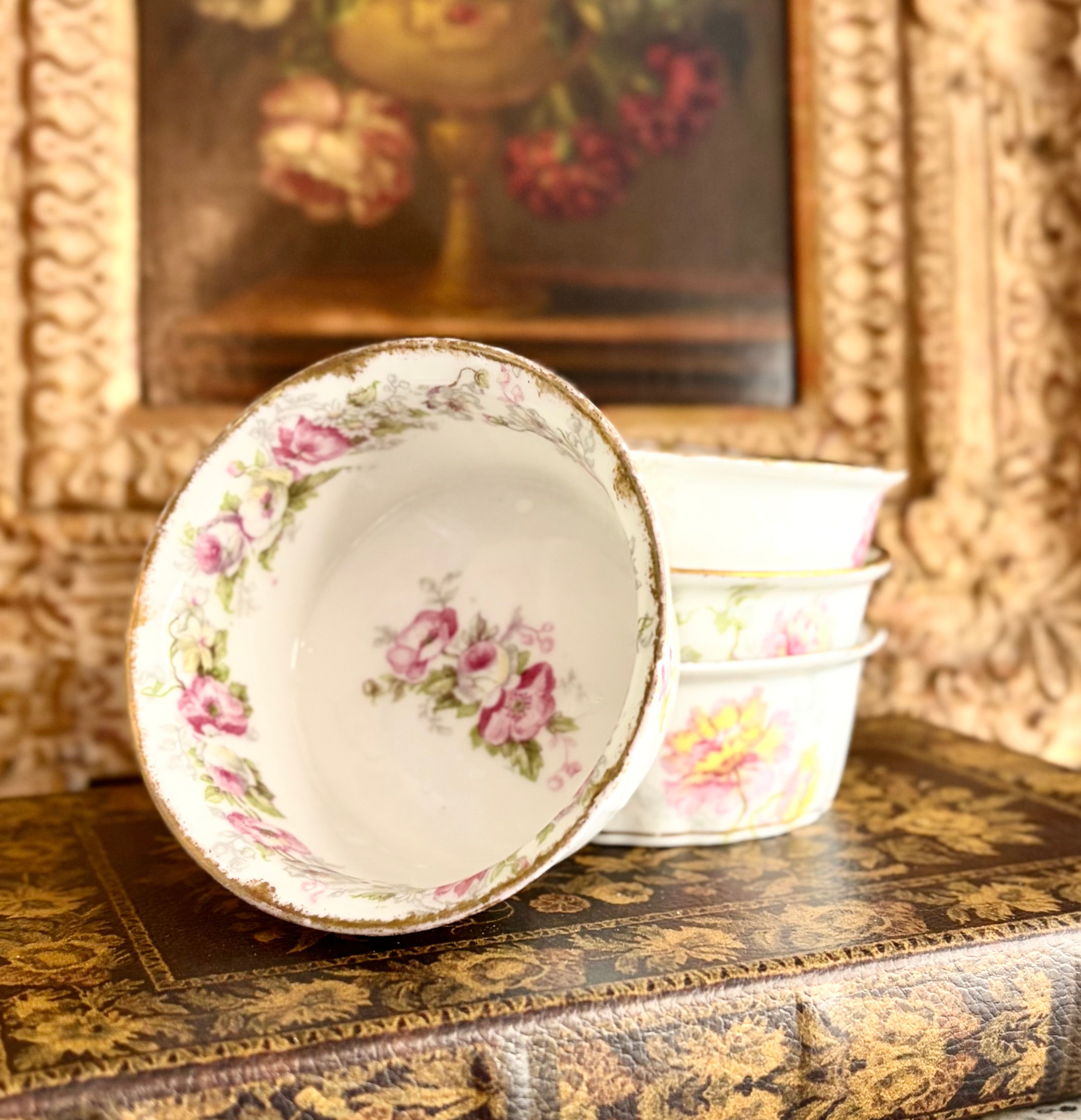 Antique French Limoges Elite Works Dessert Cups – Pink Rose Garland with Gilt Rim
