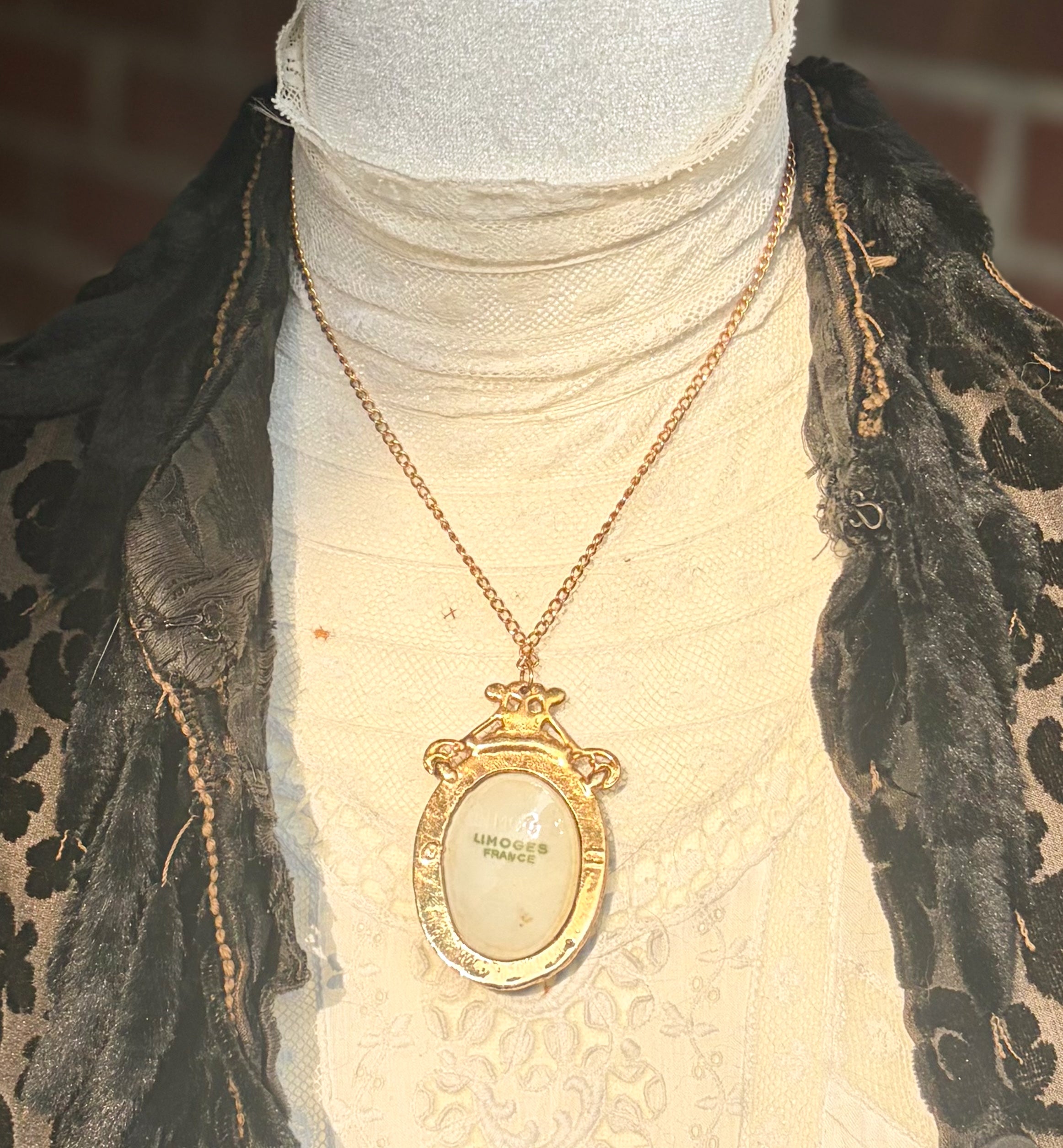 Vintage Limoges France Porcelain Pendant Necklace