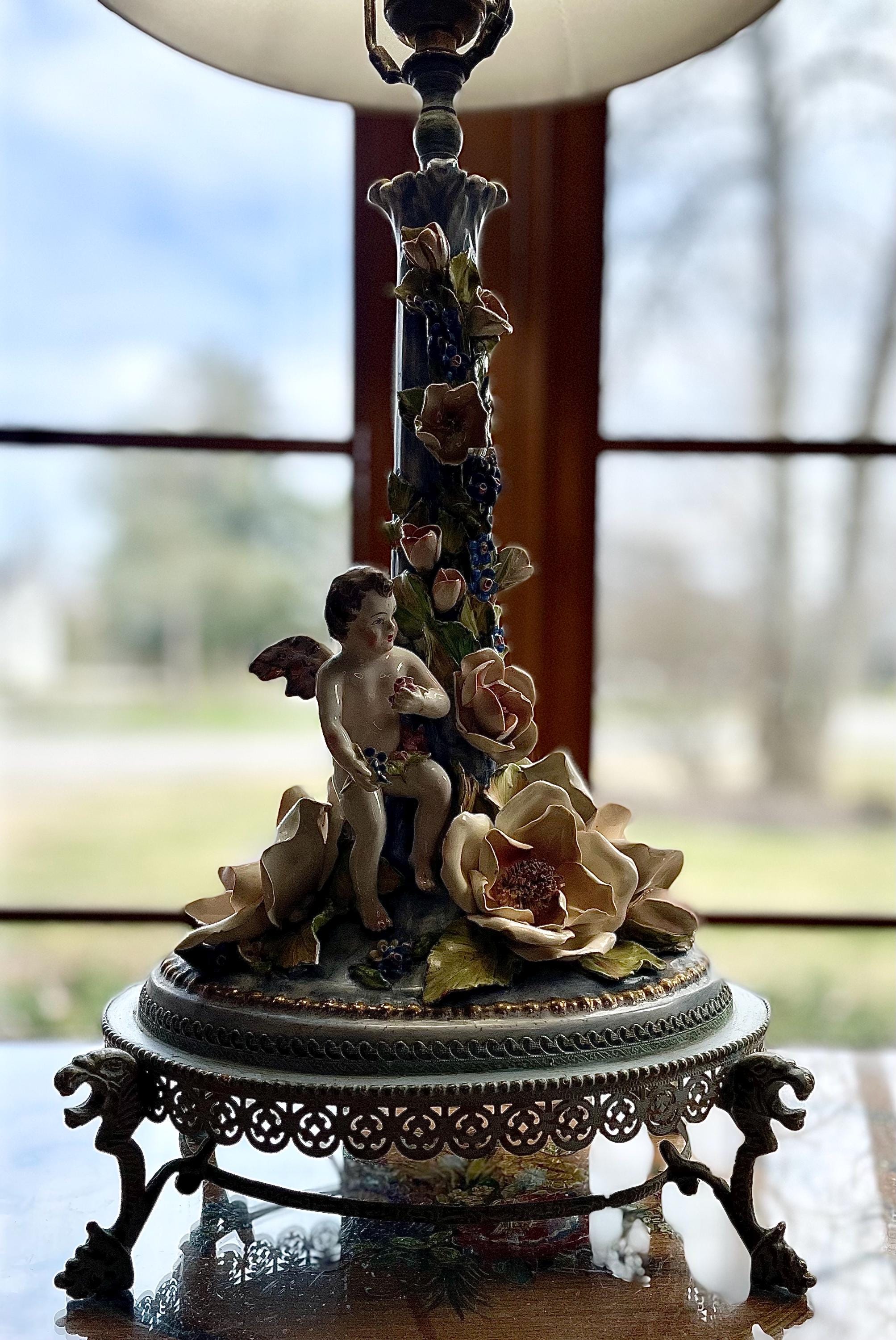 Vintage Compodimonte Style Table Lamp