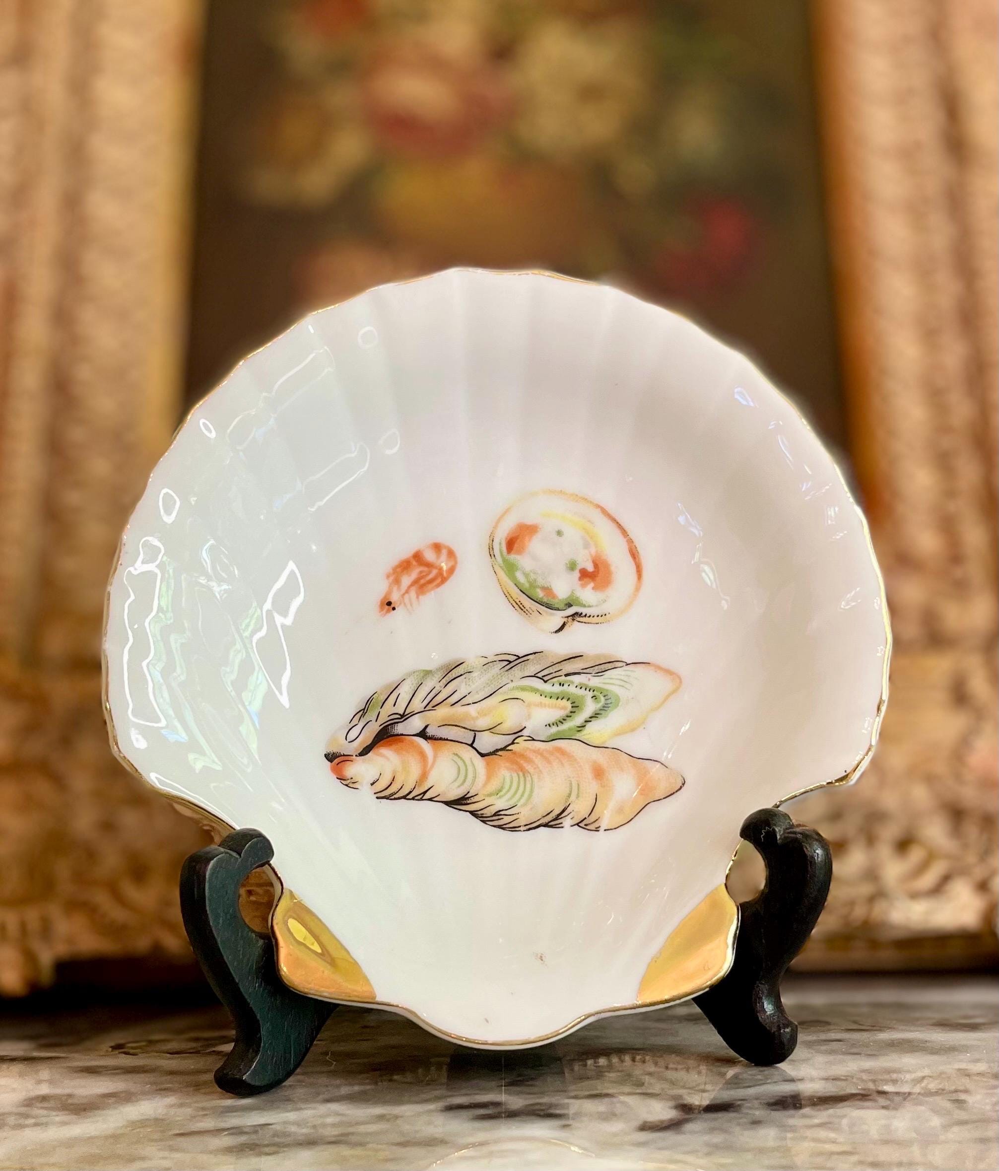 Vintage Coastal Themed Mini Dishes